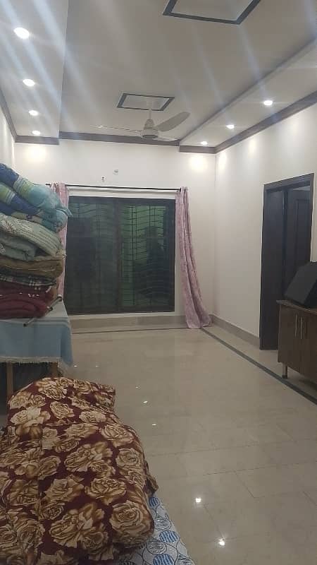 1 Kanal Upper Portion For Small Family ( Corner ) 14