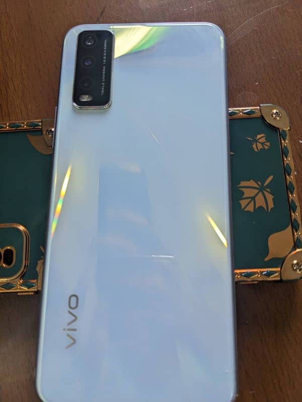 Vivo Y20 [4/64] With Box . 4