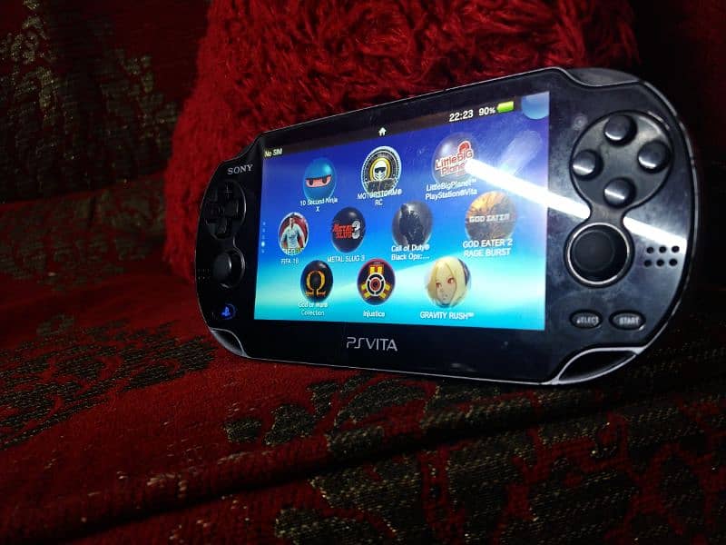 PS Vita OLED jailbreak with 64gb card and games 0