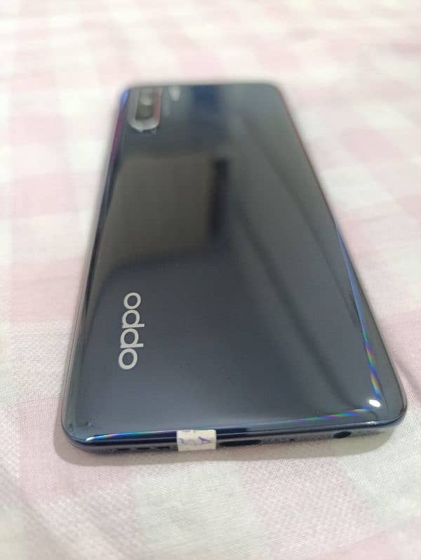 oppo f15 with box charger 1