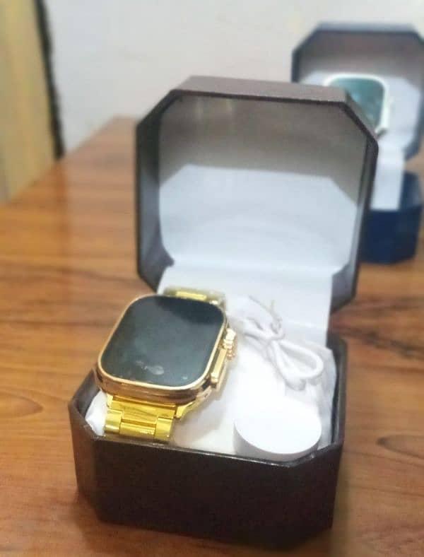 Gold Premium Ultra 9 Smart watch 2