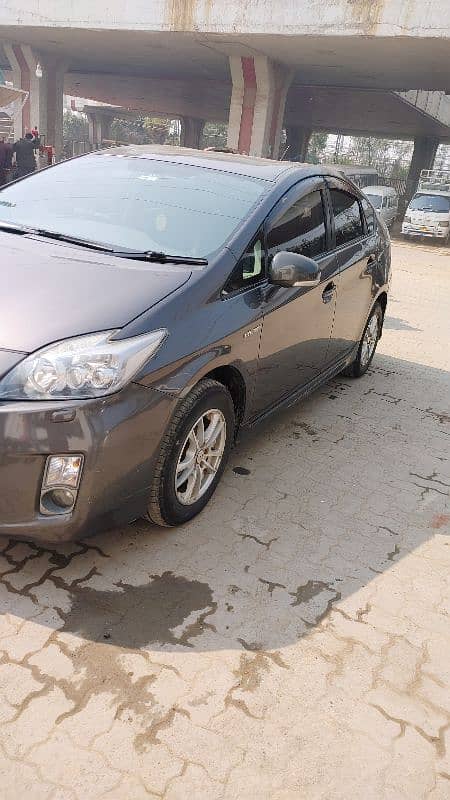 Toyota Prius S 1.8 Model 11/14 4