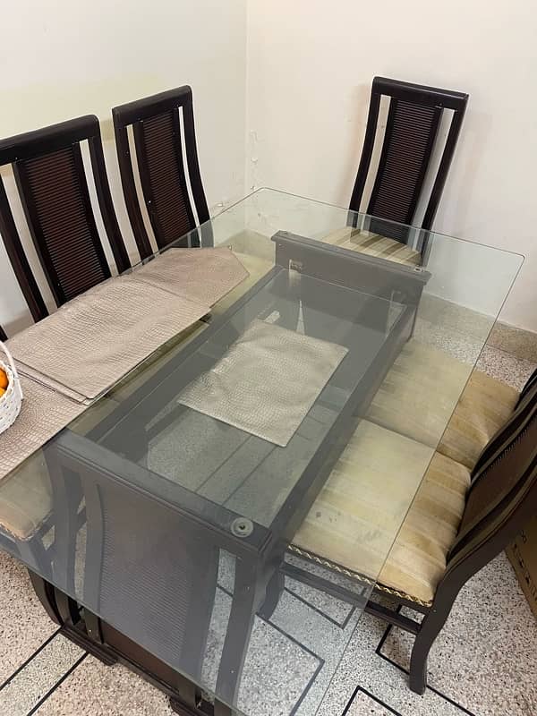 Dining Table Glass Top with 6 Dining Chairs for Urgent Sale 3