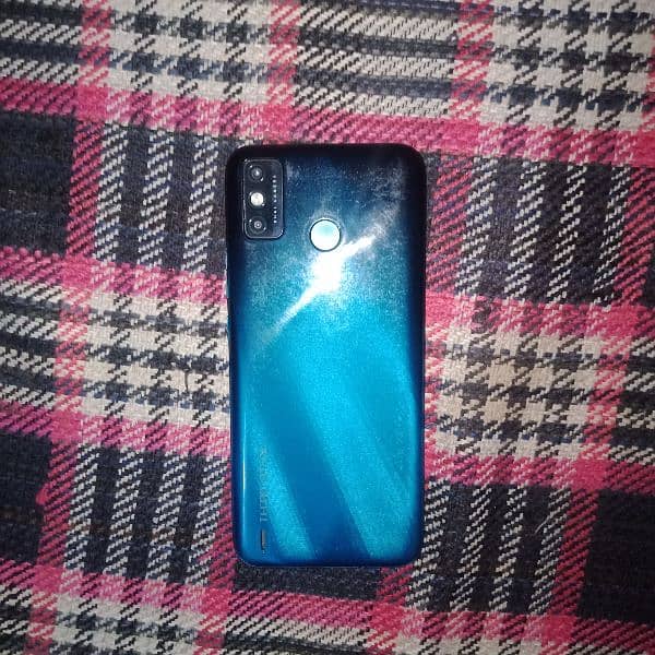 Tecno spark 6 Go 1