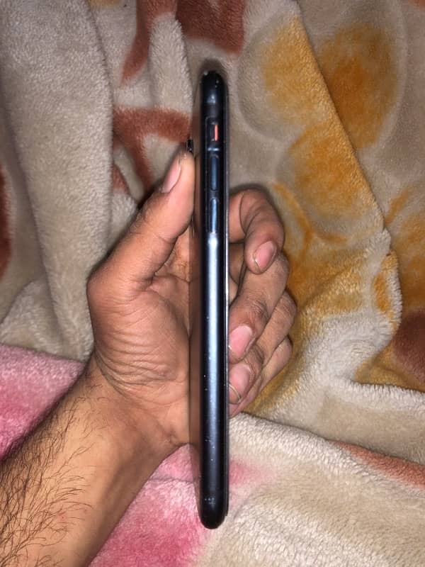 i phone xr PTA Approved Phyical + e sim 64Gb all okay 3