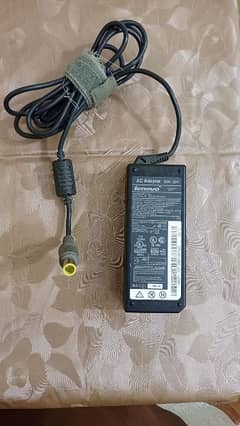 Lenovo Genion Charger 100% Genion with fast charging