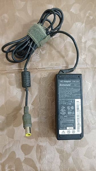 Lenovo Genion Charger 100% Genion with fast charging 3