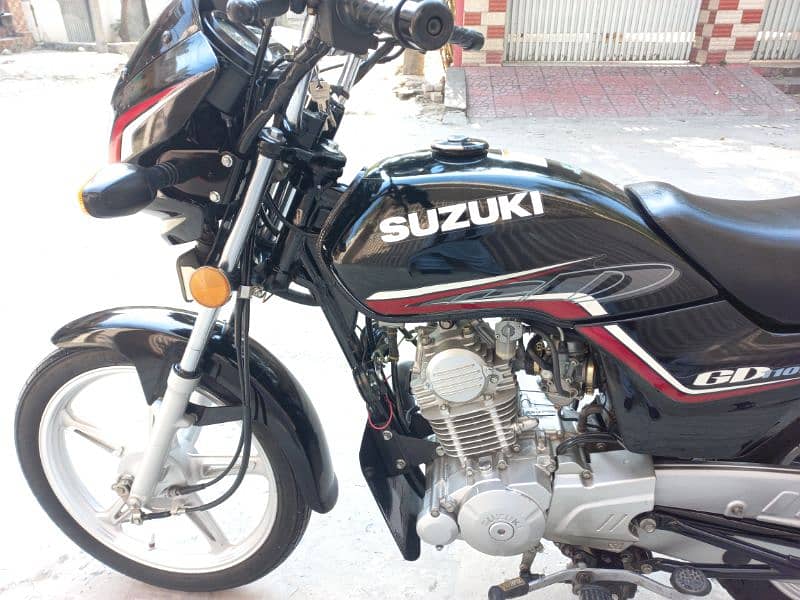 Suzuki Gd110 6