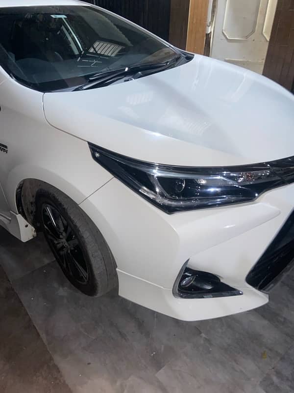 Toyota Altis Grande 2021/22 3