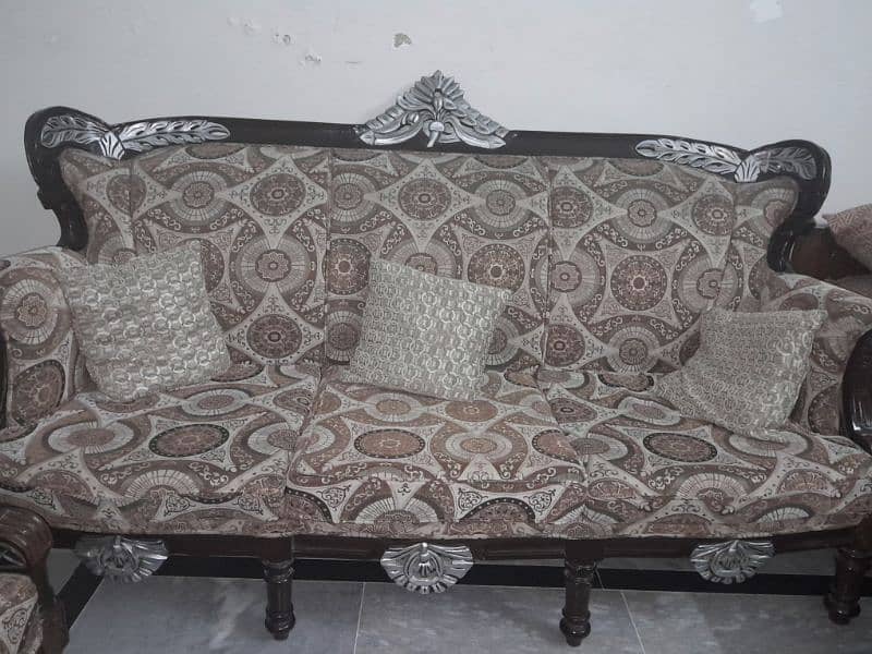 5 seater sofa for sale 0