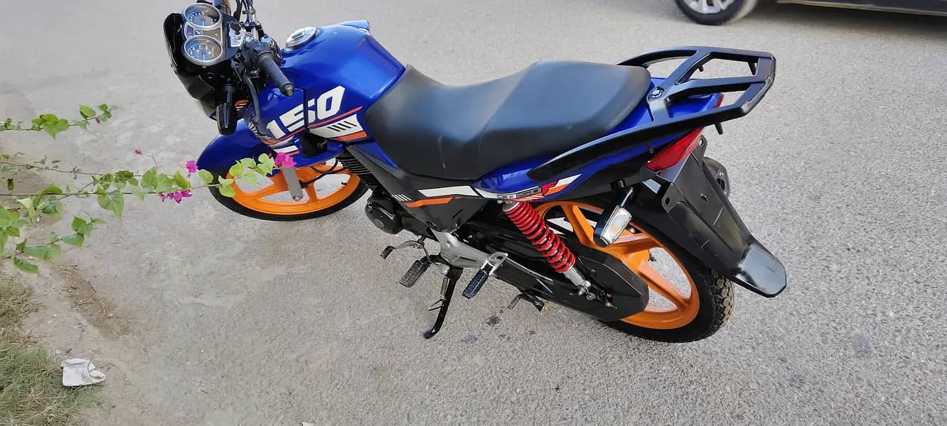 Honda CBR 150R 2024 1