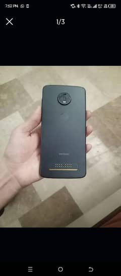 Moto z4