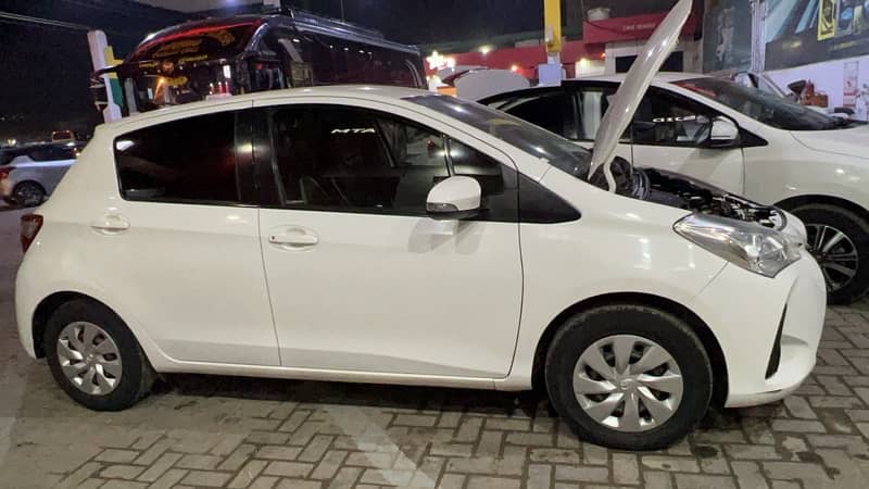 Toyota Vitz 2017 2