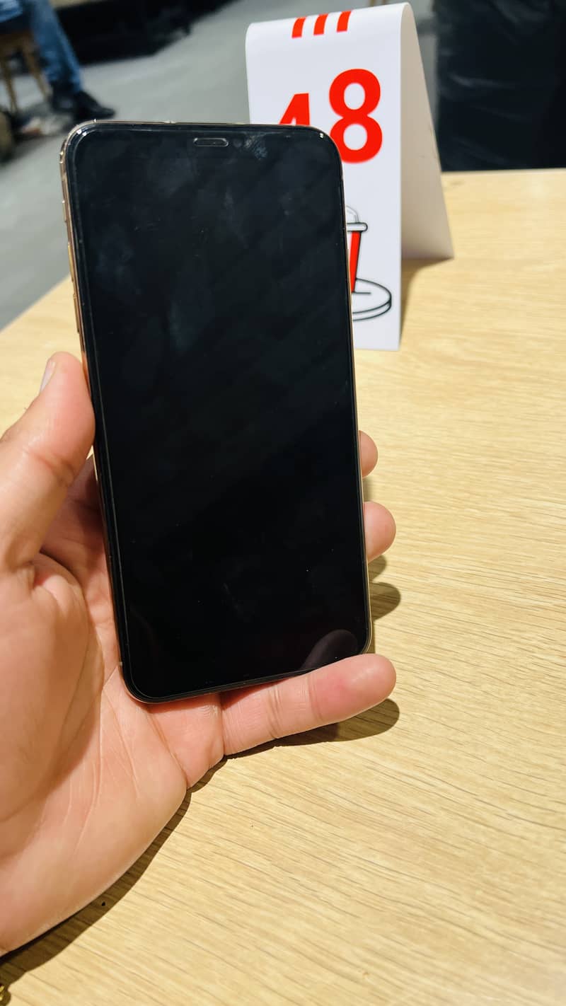 iphone Xsmax 256gb fu 1