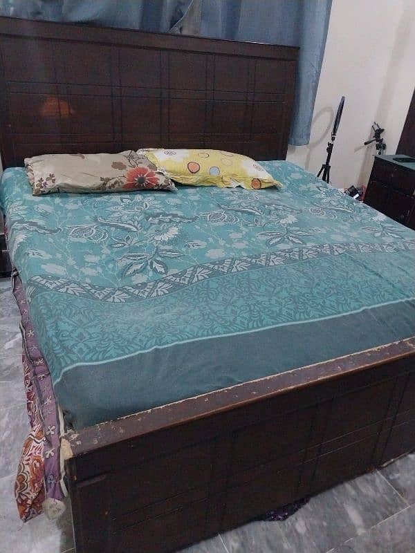 wooden double bed 4