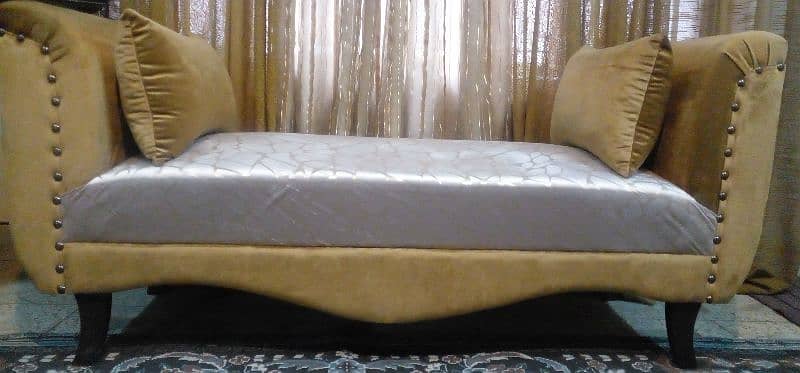 Very beautiful heavy comfortable Molty foam dewan03335138001 1