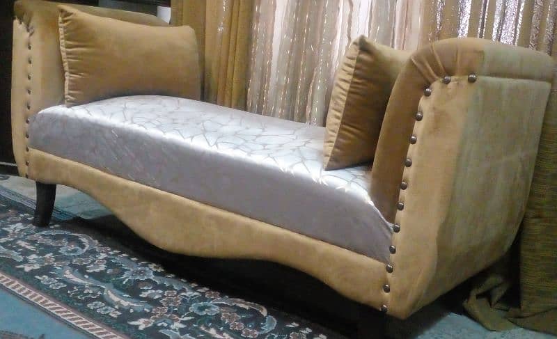 Very beautiful heavy comfortable Molty foam dewan03335138001 2