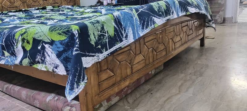 Oak Wood King size Bed 2