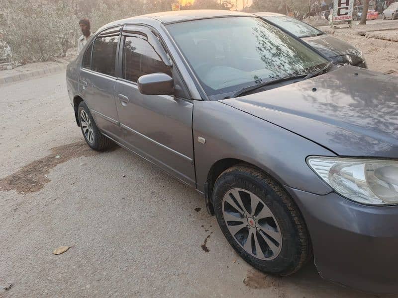 Honda Civic EXi 2005 3