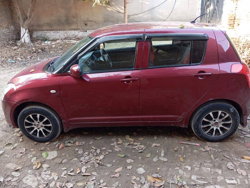 Suzuki Swift 2015 4