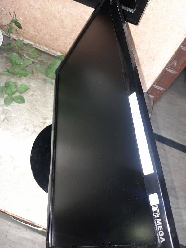 Samsung lcd 22 inch 1