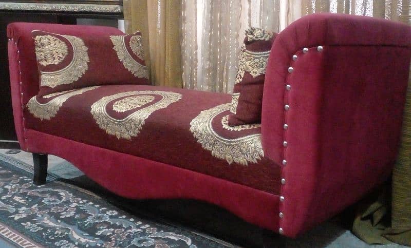 Very beautiful heavy comfortable Molty foam dewan03335138001 2