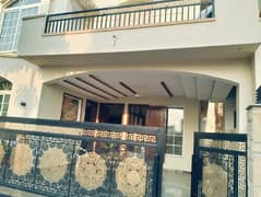 Bahria Enclave sector C 1 10 Marla house available for sale good location brand new near market near to main gate b