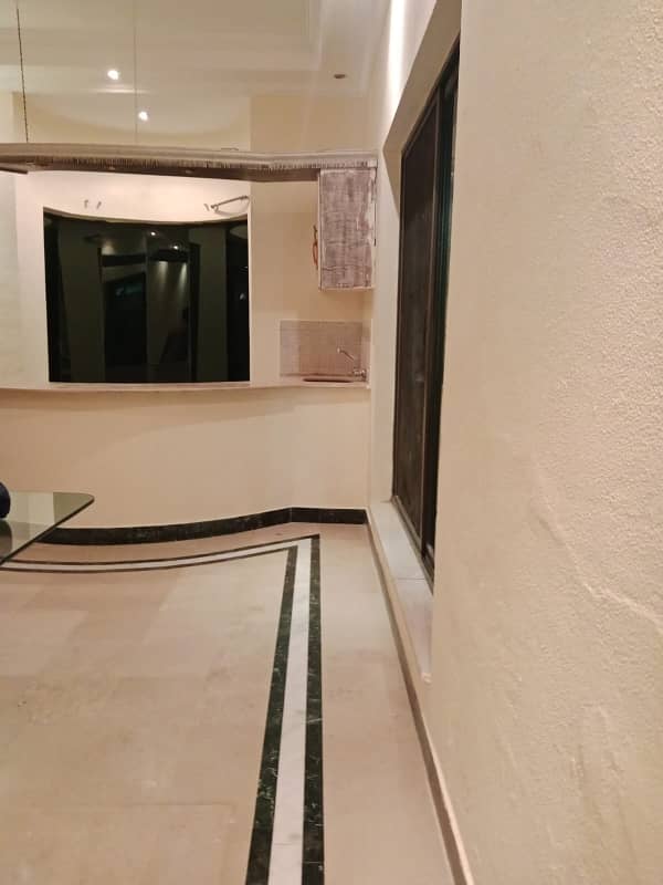 1 KANAL HOUSE FOR SALE AT IDEAL LOCATION IN DHA PHASE 4 8