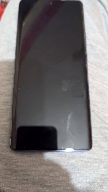 Urgent sale Tecno camon 30s full warranty almost 2