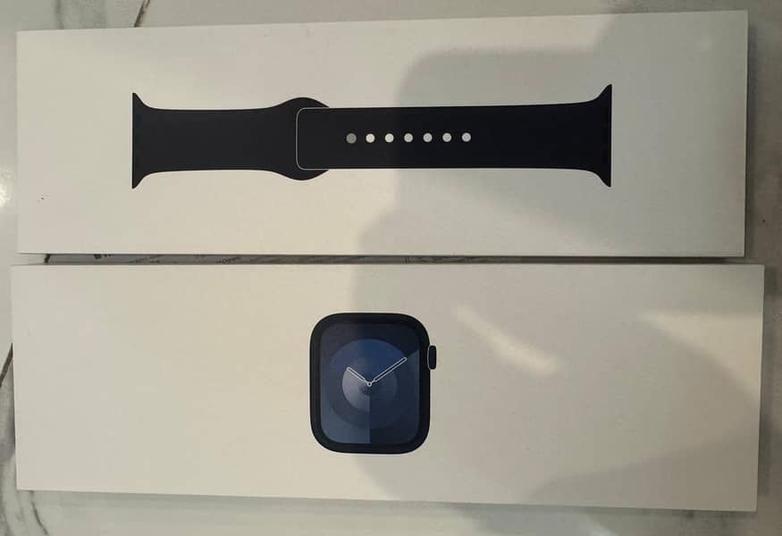 Apple watch series 9 DONT MAKE SILLY OFFERS PLEASE 3