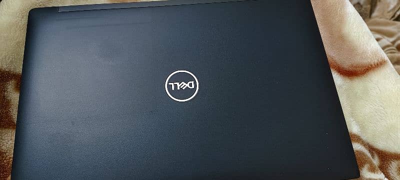 Dell core i5 8 gen ssd 256 8 gb ram 2