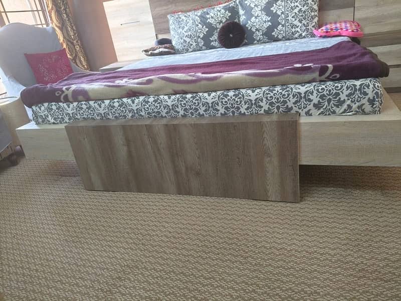 A brand new luxurious bed is up for sale 4