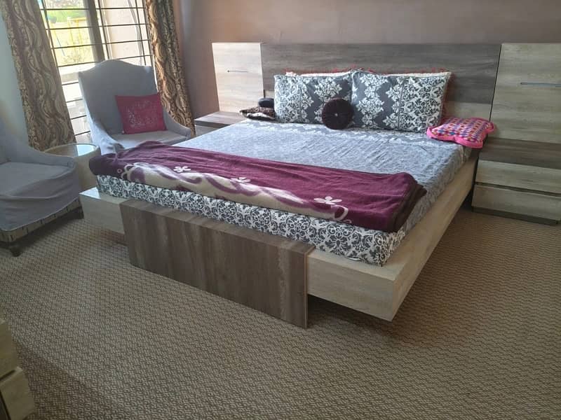 A brand new luxurious bed is up for sale 11