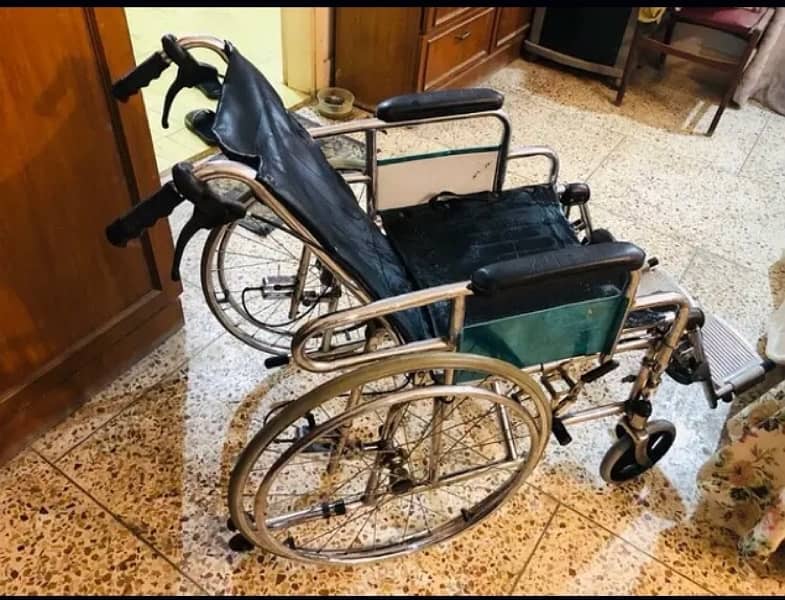 folding wheel chair 03005825687 3