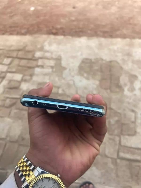 vivo y 17 all ok ha koi msla nhi ha exchange possible hai 2