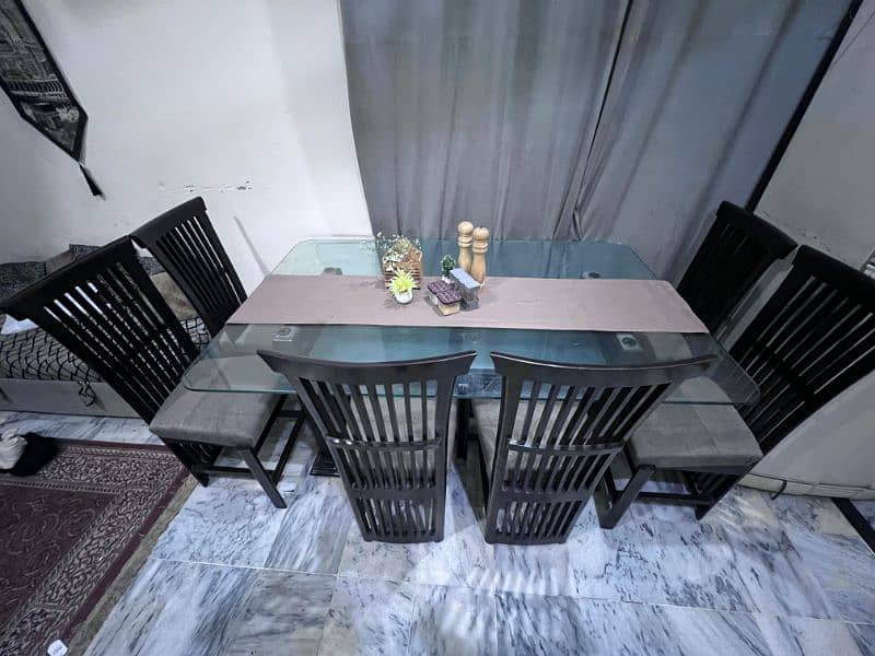 6 seater dining table and chair 3