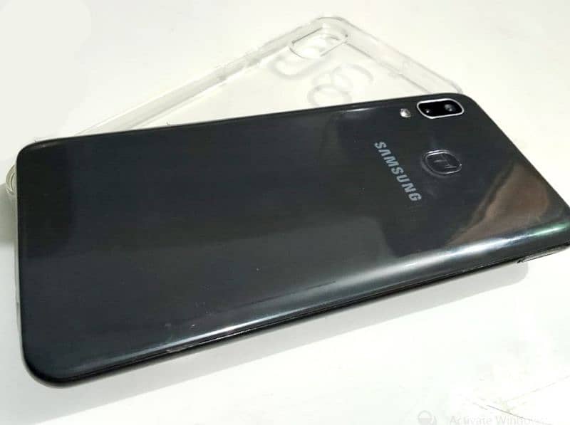 Samsung Galaxy A20 5