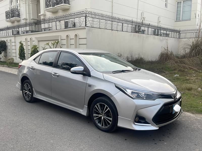 Toyota Corolla Altis 1.6 automatic 2018 0