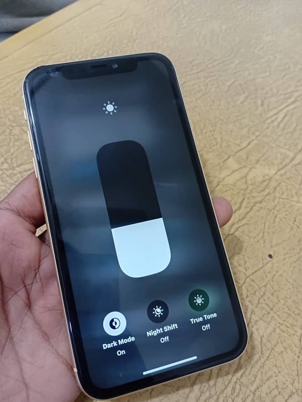 i phone XR Factory Unlock 3