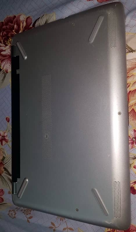 Hp core i5 8th generation 1 Tb HD 3