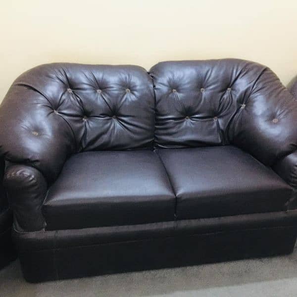 Rexine 7 seater sofa set. 3