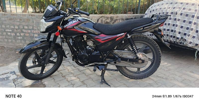 SUZUKI GR 150 2019 . . PERFECT  ORIGINAL CONDITION. CALL PLZ 03166900271 5