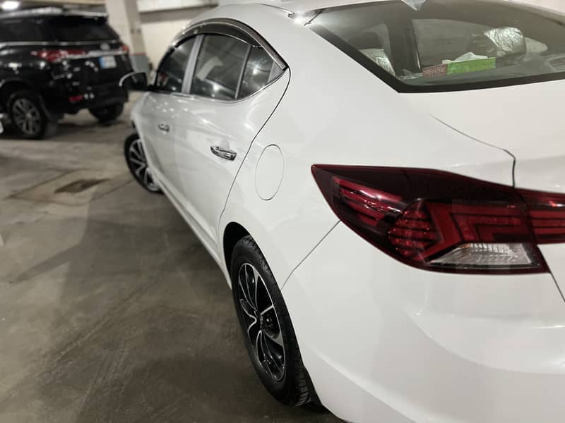 Hyundai Elantra GLS 2021 3