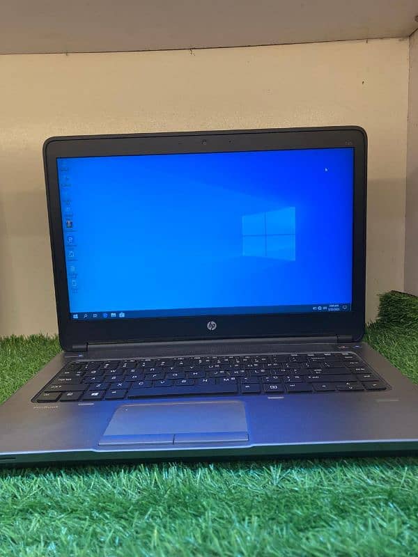 hp laptop 10/10 condition 0