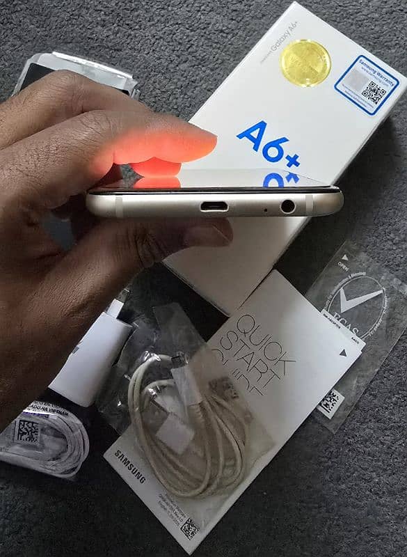 Samsung galaxy A6+ A6 + plus A6plus - full box - accessories - 9.9by10 7