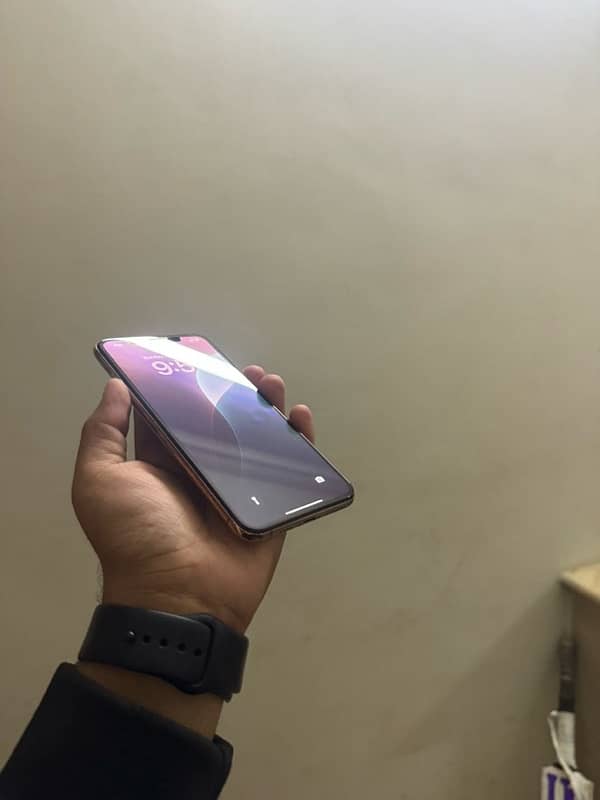 iPhone XS Max pta approved 4