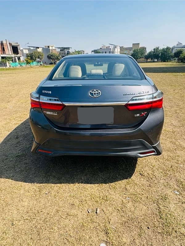 Toyota Corolla Altis 1.6 2019 1