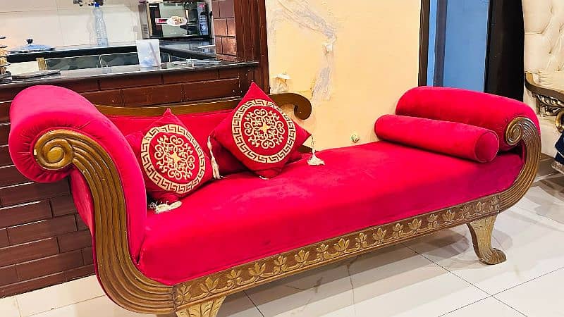 maroon red divan 3 seater 1