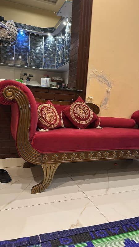 maroon red divan 3 seater 2