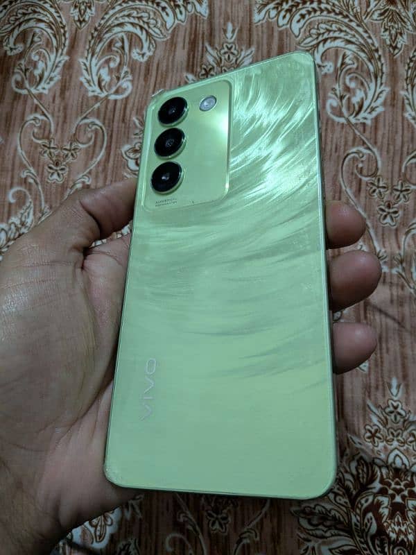 vivo y100 8/256 condition 10/10 2